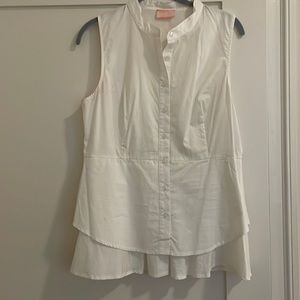 Sleeveless button down top